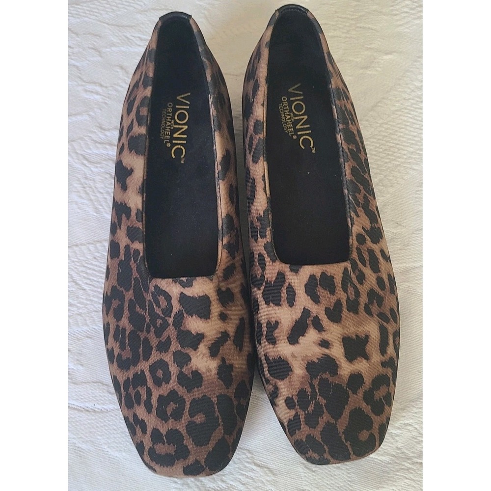 VIONIC Powell Demi Wedge Tan Leopard Comfort Orthotic Slip-on Shoes Women's Sz 8